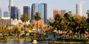 QuestionsToAskYourselfBeforeMovingAbroad Moving Express residential moving fast moving movers foreman